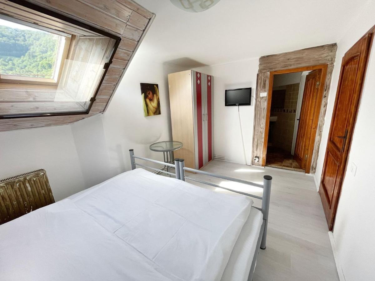 Dream House Brasov Hotel Exterior photo