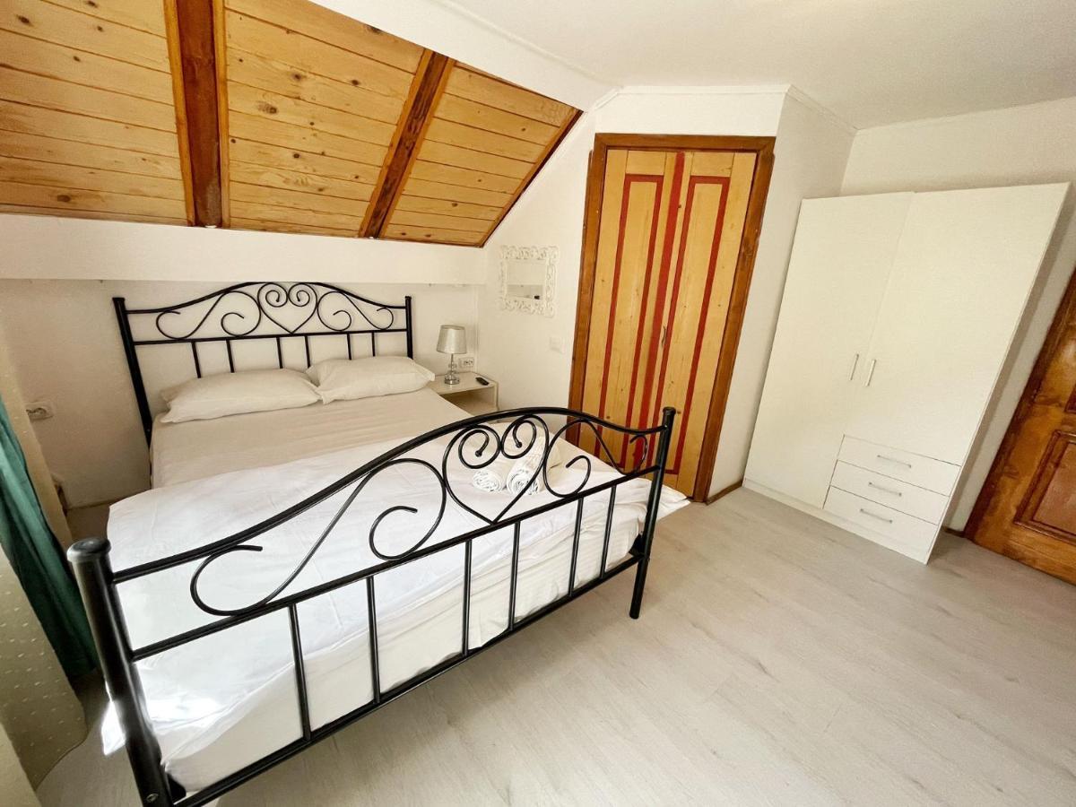 Dream House Brasov Hotel Exterior photo